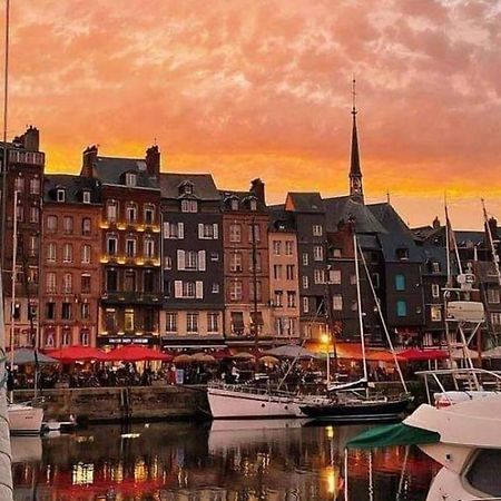 Apartamento Le Petit Honfleur Exterior foto